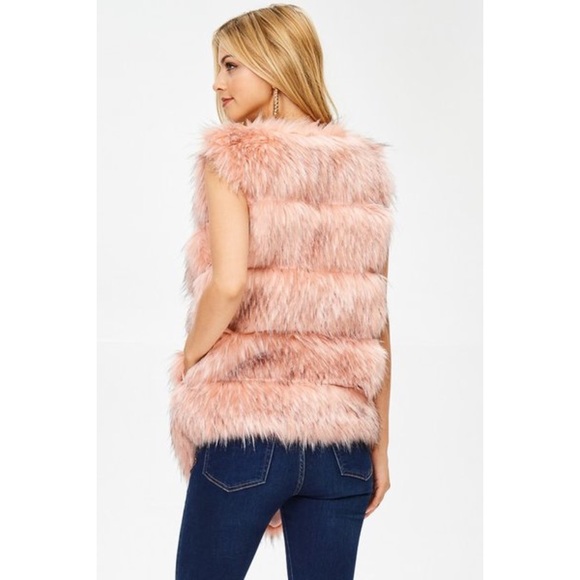 ⭐️HOST PICK⭐️ Fabulous Pink Faux Fur Vest - Picture 5 of 8